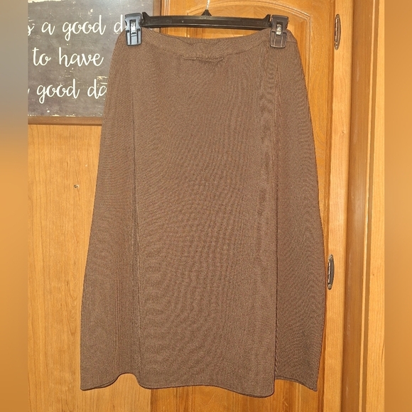 Grace Dane Lewis Elegant Brown Midi Skirt In A Size XL. NWT. - Picture 8 of 8
